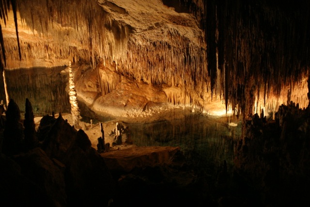 Cuevas de Drach